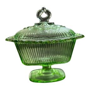 Vintage Green Glass‎ Candy Dish Pedestal Ribbed Lidded Bon Bon Bowl